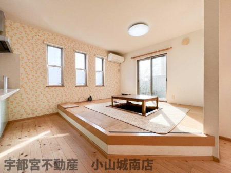 �@�Ƒ��ŉ߂����邭�났�̋�Ԃł�