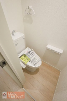 �g�C���@�y�g�C���z���n�����ʐ^�B�������g�[�֍��t���B�Q�K�ɂ��g�C�����������܂��B