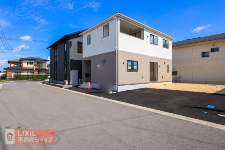 ���̑��@�y�O�ʓ��H�z���n�����ʐ^�B����2�䂷��Ⴆ��6���̍L�����Œ��Ԃ����₷�����S�ł��B �����⒓�ԂȂǁA���m�F���������B