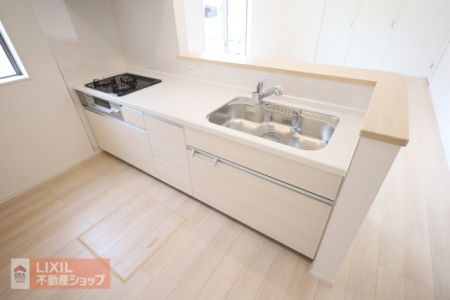 ���̑����ρ@�y���̑��ݔ��z���n�ʐ^�F�R���̃K�X�R�����ƃO�������t���Ă���܂��B�L���V���N�ɂ͐􂢕������₷���V�����[�w�b�h���L�т�^�C�v�̐����ł��|�������N���N�􂺂Ў��ۂɌ��n�ŃV���N�L�������̊���������