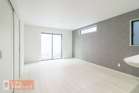 ���r���O�@�y���r���O�z���n�����ʐ^�B���邢�������̓��郊�r���O�͉Ƒ��c���̏ꏊ�ɂ͍œK�ł��B