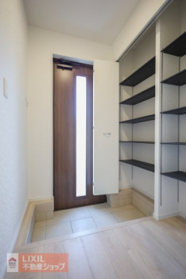 ���ց@�y���ցz�������Ɩ��邢���ւ����Ƒ��◈�q�����o�}���B���[�������Ղ���Ă���A���Ƒ��̌C�̎��[�ɂ�����܂���B