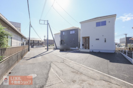 �@�y���ԃX�y�[�X�z2��̒��ԃX�y�[�X�ɂȂ�܂��B���ۂ̂��Ԃ̎Ԏ�Ƃ��킹�܂��Ă��m�F���������B�ܑ�����Ă���̂ŏo�����ꂪ���₷���J�̓�������������ɂ����Ȃ��Ă��܂��B