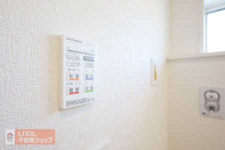 ���̑����ρ@�y���̑��ݔ��z�g�[�E�����E�����t�����C��ł���