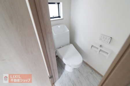 �g�C���@�y�g�C���z�������g�[�֍��t���B���������Ă���̌��Ɗ��C���ł���悤�ɂȂ��Ă��܂��B�Q�K�ɂ��g�C�����������܂��B