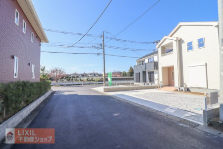 ���̑��@�y�O�ʓ��H�z���n�����ʐ^�B�����⒓�ԂȂǁA���m�F���������B