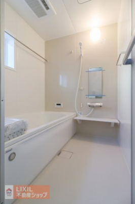 �����@�y�����z���n�����ʐ^�B��ؕ��C�ł��q�l�ƈꏏ�ł��������Ɗ����܂��B�����g�[�����@�����Ă���J�̓��̂����󕨂��������Ƃ��ł��܂��B