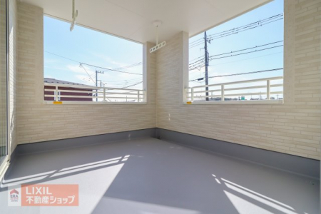 �o���R�j�[�@�y�o���R�j�[�z���n�����ʐ^�B�L�X�C���i�[�o���R�j�[�ł��z�c����󕨂��������񊱂��܂���