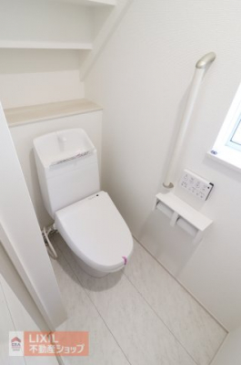 �g�C���@�y�g�C���z���n�����ʐ^�B�������g�[�֍��t���B��������⏕�̗p�̎肷������Ă���܂��B