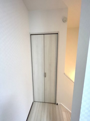 ���[�@���̒��́A�R�i�̎��[�ɂȂ��Ă���܂��B