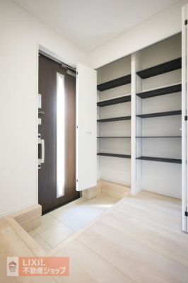 ���ց@�y���ցz�������Ɩ��邢���ւ����Ƒ��◈�q�����o�}���B���[�������Ղ���Ă���A���Ƒ��̌C�̎��[�ɂ�����܂���B