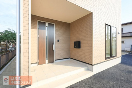 �@�y�G���g�����X�z���n�����ʐ^�B�������Ƃ������ցB���s���̂���|�[�`�ŉJ�̓������S�ł���