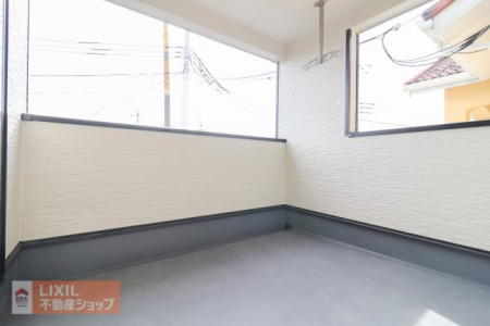 �o���R�j�[�@�y�o���R�j�[�z������̍L�X�C���i�[�o���R�j�[�͓�������A���ʂ����ǂ��A���z�c����󕨂��������񊱂��܂��B