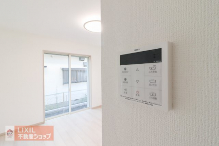 �@�y�����ݔ��z���n�����ʐ^�B�����X�C�b�`�t���ŉ��x���������N���N�ł��B