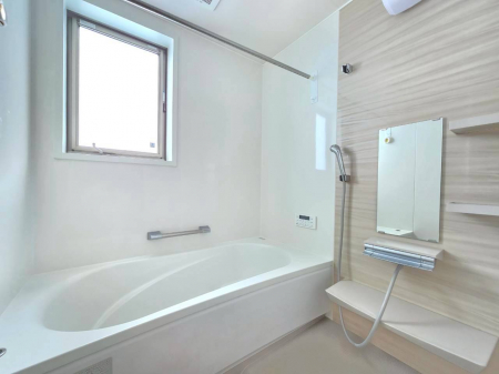 �����@�y�����z���n�����ʐ^�B��ؕ��C�ł��q�l�ƈꏏ�ł��������Ɗ����܂��B�����g�[�����@�����Ă���J�̓��̂����󕨂��������Ƃ��ł��܂��B