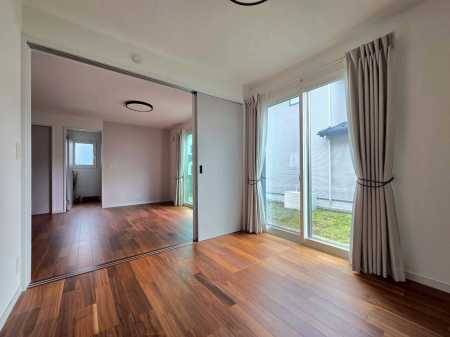 ���̑����ρ@�y�m���z���r���O�q����̗m���ł��B���q�l���̗V�я�A�q�ԂƂ��ė��p����ȂǁA���C�t�X�^�C���ɍ��킹�Ďg�����͐F�X�ł��B���[������������Ă��܂��B