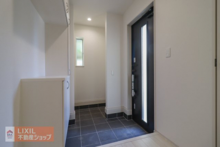 ���ց@�y���ցz���n�����ʐ^�B�������Ɩ��邢���ւ����Ƒ��◈�q�����o�}���B