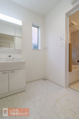 �@�y�����h���[�X�y�[�X�z���n�����ʐ^�B�Ǝ������Ȃǎg�����肪�悭�A�����󂪂��₷���ł��ˁB