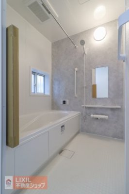 �����@�y�����z��؃^�C�v�̗����́A������������Ɖ��΂��Ĉ���̔���������Ƃ��\�ł��B�����g�[�����@���������Ă���܂��̂ŉJ�̓��̂����󕨂͂����C�Ŋ������܂����A�~�͒g�[�Œg�߂鎖���ł���̂ŕ֗��ł��B