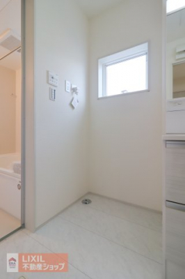 �@�y�����h���[�X�y�[�X�z���n�����ʐ^�B�̌�������R�������E�ߏ��𖾂邭�Ƃ炵�܂��B���C�ɂ��֗��ł��̂ŁA���C�E�J�r�΍�ɂ��Ȃ�܂��ˁB�Ǝ������Ȃǎg�����肪�悭�A�����󂪂��₷���ł��B