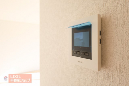 �@���q�̊炪������TV���j�^�h�A�z���B�s�ݎ��ɂ́A�^������Ă����̂ŃZ�L�����e�B�����S�ł��I��������Ɛ����������܂��̂�2�d�ň��S�ł��ˁI