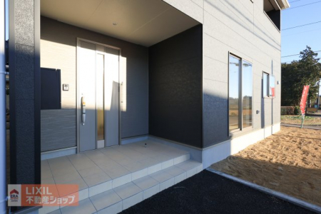 �@�y�G���g�����X�z���n�����ʐ^�B�������Ƃ������ցB���s���̂���|�[�`�ŉJ�̓������S�ł��B