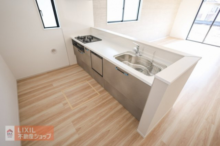 ���̑����ρ@�y���̑��ݔ��z���n�ʐ^�F�R���̃K�X�R�����ƃO�������t���Ă���܂��B�L���V���N�ɂ͐􂢕������₷���V�����[�w�b�h���L�т�^�C�v�̐����ł��|�������N���N�􂺂Ў��ۂɌ��n�ŃV���N�L�������̊���������