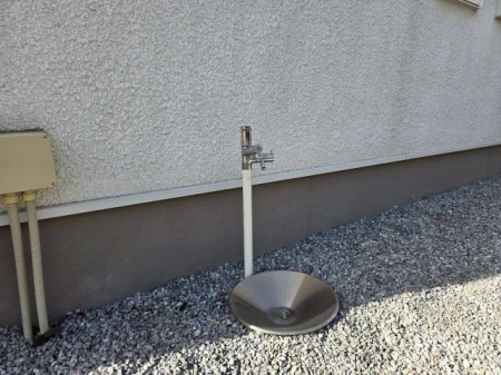 ���̑��@�y�O�����z�X�^�C���b�V���ȃf�U�C���������B��Ԃ�K�[�f�j���O�A���|���ȂǁA���ړI�Ɋ��p�ł���֗��Ȑݔ��ł��B