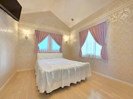 ���̑����ρ@�y�m���z2�K7���̎�Q���ł��B���z�V����̗p���A�V�䂪�΂߂ɍ����������Ă��邽�߁A�ƂĂ��J����������܂���2�ʂɑ�������̂ŁA�����̍̌���ʕ����ǍD�ł��I