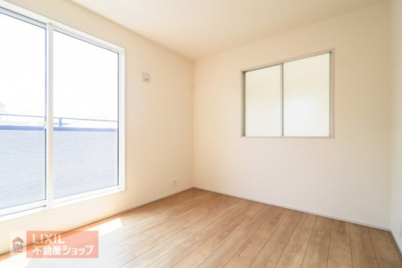 �q�������@�y�q�������z2�K5.25���̗m���͎q�������ɂ������ł��傤���B���[���t���Ă���ߗނ�w�p�i���X�b�L���ЂÂ����܂��B