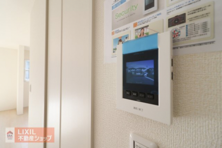 �@�yTV���j�^�[�t���C���^�[�t�H���^���n�����ʐ^�z���n�����ʐ^�B�J���[�^��@�\���t���Ă���A�s�݂̂Ƃ��̂����q�m�F��A�h�Ƃւ̔z�������Ă��܂��B