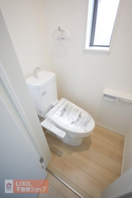 �g�C���@�y�g�C���^���n�����ʐ^�z�������@�\�ƒg�[�֍��@�\����������g�C���B�֊�{�͉̂��ꂪ�t�����ɂ����\�ʎd�グ�����H����Ă��܂��B�^�I�������O���W���Őݒu�ςł��B