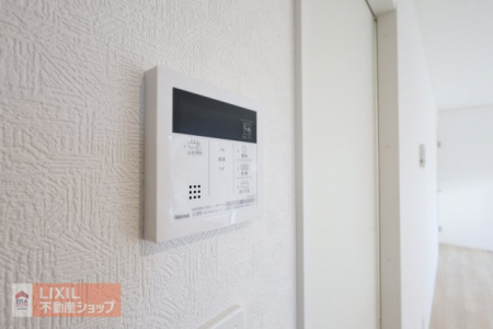 �@�y�����ݔ��^���n�����ʐ^�zLDK���瑀��ł��鋋���X�C�b�`�ł��B���삵�₷���A���₷���p�l���^�C�v���̗p���Ă��܂��B