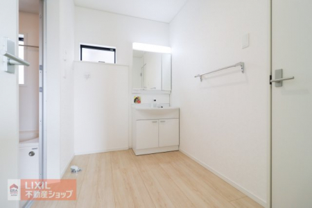 �@�y�����h���[�X�y�[�X�z���n�����ʐ^�B�̌�������R�������E�ߏ��𖾂邭�Ƃ炵�܂��B���C�ɂ��֗��ł��̂ŁA���C�E�J�r�΍�ɂ��Ȃ�܂��ˁB�Ǝ������Ȃǎg�����肪�悭�A�����󂪂��₷���ł��B
