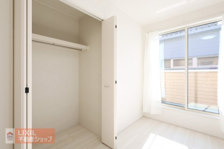 ���[�@�y���[�z���n�����ʐ^�B������Ƃ������邢�t���[�����O�͓�������D�������˂���薾�邭���o���܂��B����������[�����Ă���܂��I