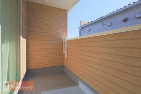 �o���R�j�[�@�y�o���R�j�[�z���n�����ʐ^�B�����䂫�̂���L�X�o���R�j�[�ł��z�c����󕨂��������񊱂��܂���