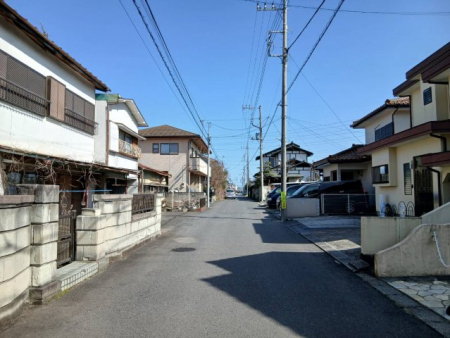 ���̑��@�y�O�ʓ��H���n�ʐ^�z�����瓌�փJ�������������B�e�ł��B