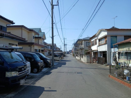 ���̑��@�y�O�ʓ��H���n�ʐ^�z�����琼�փJ�������������B�e�ł��B