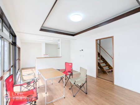 �@�y�_�C�j���O�L�b�`���z