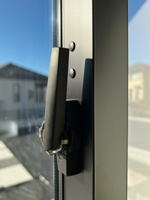 ���̑��@���N���Z���g���i�ʐ^�͓��d�l�ʐ^�j