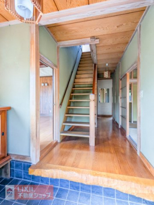 ���̑��@���R�̋Ȑ��ƌ��݂����̂܂܊��������d���Ȉꖇ�̏オ��y���f�G�Ȍ��ւł��B