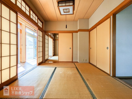 ���̑����ρ@���r���O�ɗאڂ���a���ł��B���r���O��ʂ炸�Ɍ��ւ��璼�ړ����݌v�ɂȂ��Ă���̂ŁA���q���ɏd�󂵂܂��I