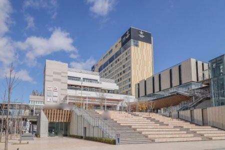 ���ӊ��@�y�V���b�s���O�Z���^�[�z�E�c�m�~���e���X�܂�694��