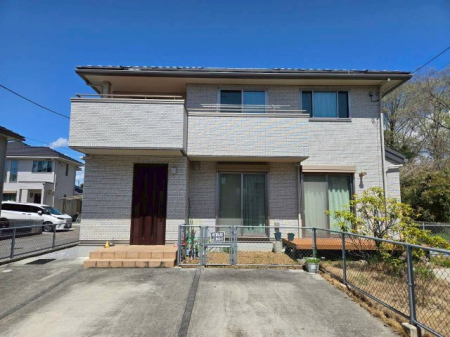 ���n�O�ώʐ^�@�d�����̂���O�ǃ^�C���ƁA����4�䒓�ԉ\�ȍL���J�[�X�y�[�X�B������ŗz����ǍD�ȁA�p�i�z�[���{�H�E�z10�N�̔��@�ł��B