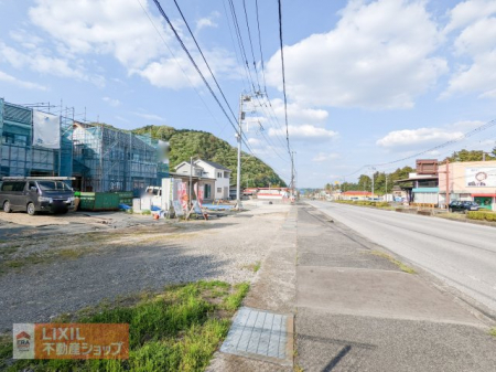 ���̑��@�y�O�ʓ��H�z�������L�����ʂ��̗ǂ����H�ł��B���񌻒n���������������B 