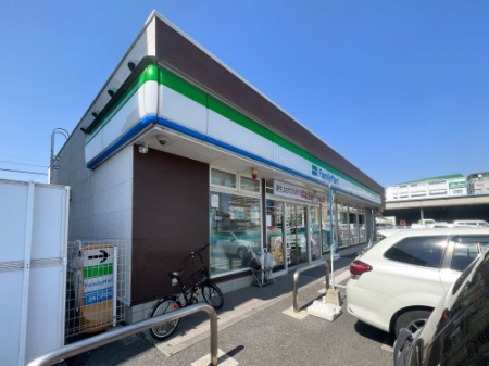 ���ӊ��@�y�R���r�j�G���X�X�g�A�z�t�@�~���[�}�[�g�F�s�{�r���X�܂�853��