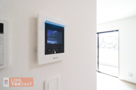 �@�yTV���j�^�[�t�C���^�[�z���z���q�̊炪������TV���j�^�[�t�h�A�z���B�s�ݎ��ɂ́A�J���[�^������Ă����̂ŃZ�L�����e�B�����S�ł��I��������Ɛ����������܂��̂�2�d�ň��S�ł��ˁB